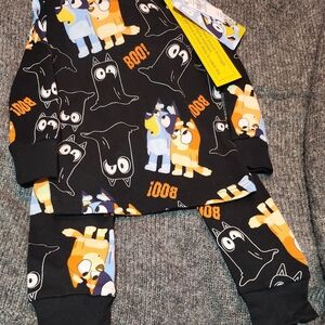 190. NWT Bluey Kids Pajama Set